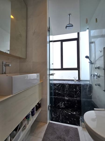 Cliften, 48 Ewe Boon Road, 3 Bedrooms, 1,184 sqft, Apartment For Sale, by Julia Goh, 500235031 - Bathroom - PropertyGuru.com.sg