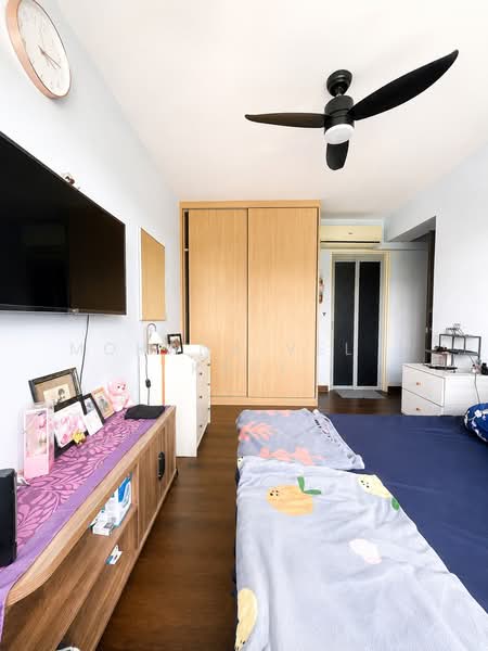 107B Canberra Street, 107B Canberra Street, 3 Bedrooms, 1,001 sqft, HDB Flat For Sale, by Mohana Vel T Kasi, 500235044 - Master Bedroom - PropertyGuru.com.sg