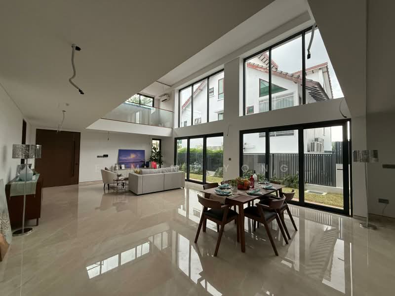 DISTRICT 13 | BRADDELL HEIGHTS ESTATE | Brand New FREEHOLD 2.5 Storey Bungalow, Braddell Heights Estate, 6 Bedrooms, 8,969 sqft, Detached House For Sale, by Edmund Yong, 500235045 - Living Room - PropertyGuru.com.sg