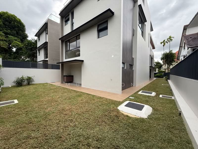 DISTRICT 13 | BRADDELL HEIGHTS ESTATE | Brand New FREEHOLD 2.5 Storey Bungalow, Braddell Heights Estate, 6 Bedrooms, 8,969 sqft, Detached House For Sale, by Edmund Yong, 500235045 - Exterior - PropertyGuru.com.sg