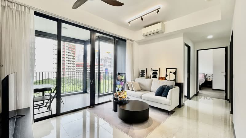 Gem Residences, , 3 Bedrooms, 936 sqft, Condominium For Sale, by Kevin Tang, 500235046 - Living Room - PropertyGuru.com.sg