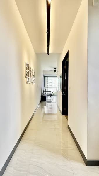 Gem Residences, , 3 Bedrooms, 936 sqft, Condominium For Sale, by Kevin Tang, 500235046 - Corridor - PropertyGuru.com.sg