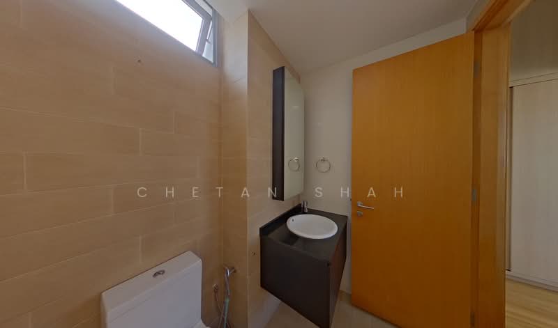 Auralis, 587 East Coast Road, 3 Bedrooms, 1,389 sqft, Condominium For Rent, by Chetan Shah, 500235052 - Bathroom - PropertyGuru.com.sg