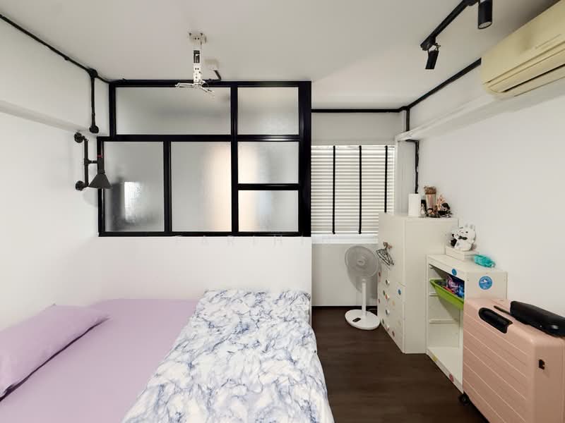 635 Yishun Street 61, 635 Yishun Street 61, 3 Bedrooms, 904 sqft, HDB Flat For Sale, by Farihin ., 500235057 - Bedroom - PropertyGuru.com.sg