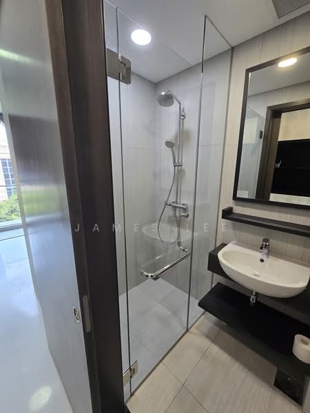 The Rise @ Oxley - Residences, 71 Oxley Rise, 3 Bedrooms, 1,163 sqft, Apartment For Sale, by James Lee, 500235059 - Bathroom - PropertyGuru.com.sg