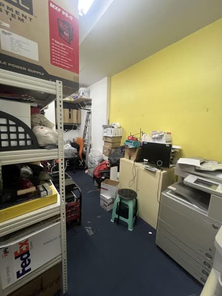 First Centre, 50 Serangoon North Avenue 4, 1,561 sqft, Light Industrial (B1) For Sale, by Lexus Teo, 500235060 - CommercialGuru.com.sg