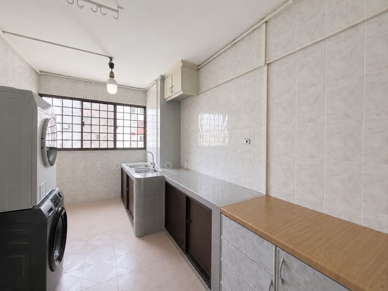 276 Yishun Street 22, 276 Yishun Street 22, Sembawang / Yishun, 3 Bedrooms, 904 sqft, HDB Flat For Rent, by Yeo Yong Peng, 500235069 - Kitchen - PropertyGuru.com.sg