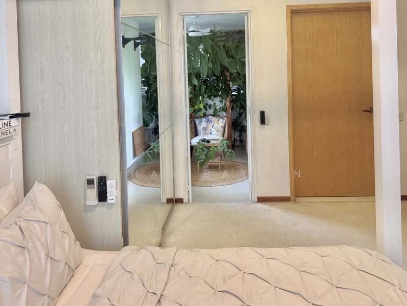 The Tampines Trilliant, 21 Tampines Central 7, 3 Bedrooms, 1,130 sqft, Executive Condominium For Sale, by Azhar Baksin, 500235101 - Master Bedroom - PropertyGuru.com.sg