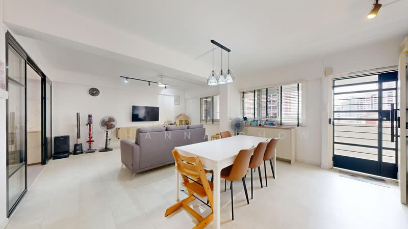 262 Bishan Street 22, 262 Bishan Street 22, 3 Bedrooms, 1,119 sqft, HDB Flat For Sale, by Johanna Chow, 500235108 - Living Room - PropertyGuru.com.sg