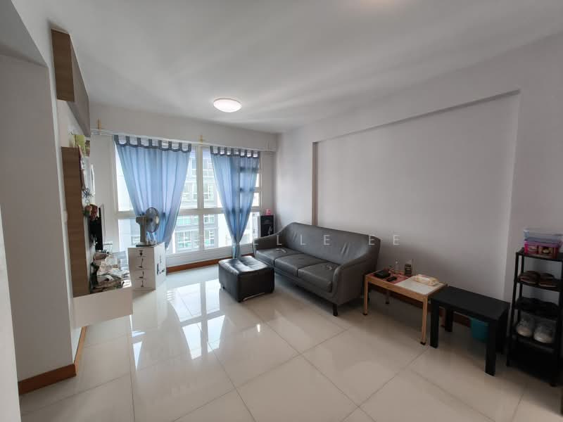 669B Edgefield Plains, 669B Edgefield Plains, Hougang / Punggol / Sengkang, 2 Bedrooms, 732 sqft, HDB Flat For Sale, by Michelle Ee, 500235109 - Living Room - PropertyGuru.com.sg