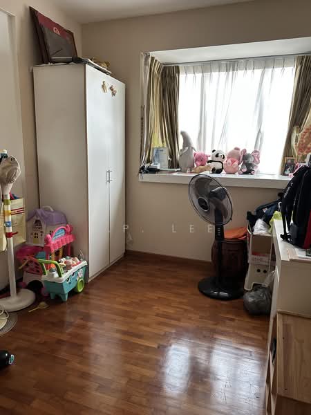 Rio Vista, 12 Upper Serangoon View, 3 Bedrooms, 1,249 sqft, Condominium For Sale, by S.P. Lee, 500235127 - Bedroom - PropertyGuru.com.sg