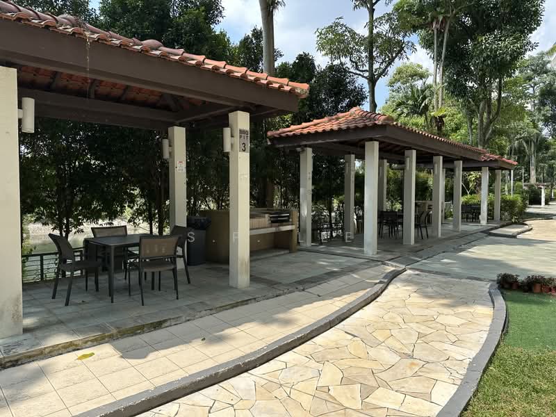 Rio Vista, 12 Upper Serangoon View, 3 Bedrooms, 1,249 sqft, Condominium For Sale, by S.P. Lee, 500235127 - Exterior - PropertyGuru.com.sg