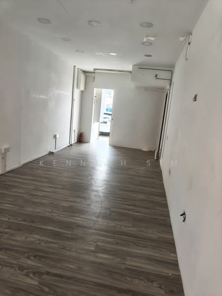183 Toa Payoh Central, , 300 sqft, Shop / Shophouse For Rent, by KENNETH SIM, 500235131 - Interior - CommercialGuru.com.sg