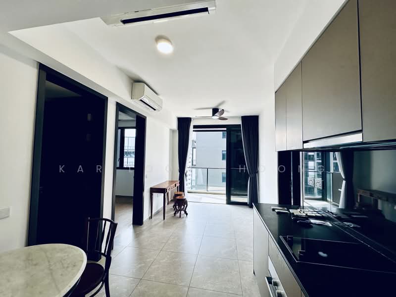 Park Colonial, 10 Woodleigh Lane, 2 Bedrooms, 635 sqft, Condominium For Rent, by Kar Loon Choong, 500235138 - Living Room - PropertyGuru.com.sg