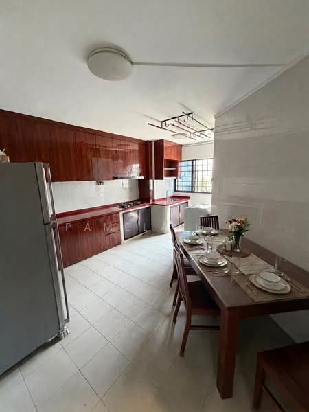 104 Bukit Purmei Road, 104 Bukit Purmei Road, 2 Bedrooms, 829 sqft, HDB Flat For Sale, by Pamela Lin, 500235149 - Current Kitchen - PropertyGuru.com.sg