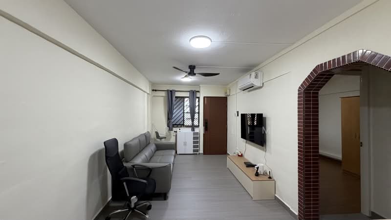463 Jurong West Street 41, 463 Jurong West Street 41, Room Rental, 100 sqft, HDB Flat For Rent, by Darren Lim, 500235154 - Living Room - PropertyGuru.com.sg