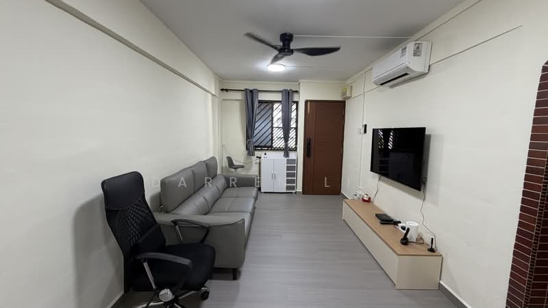 463 Jurong West Street 41, 463 Jurong West Street 41, Room Rental, 100 sqft, HDB Flat For Rent, by Darren Lim, 500235154 - Living Room - PropertyGuru.com.sg