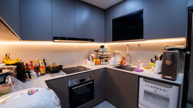 Cavendish Park, 18 Pine Grove, 3 Bedrooms, 1,227 sqft, Condominium For Sale, by Jasper Chan, 500235157 - Kitchen - PropertyGuru.com.sg