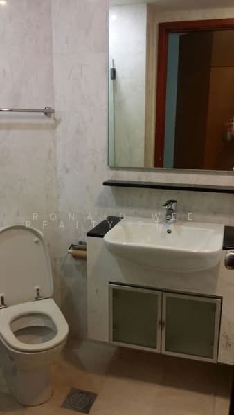 Cote D'Azur, 68 Marine Parade Road, 3 Bedrooms, 1,324 sqft, Condominium For Rent, by RUTH, 500235160 - Bathroom - PropertyGuru.com.sg