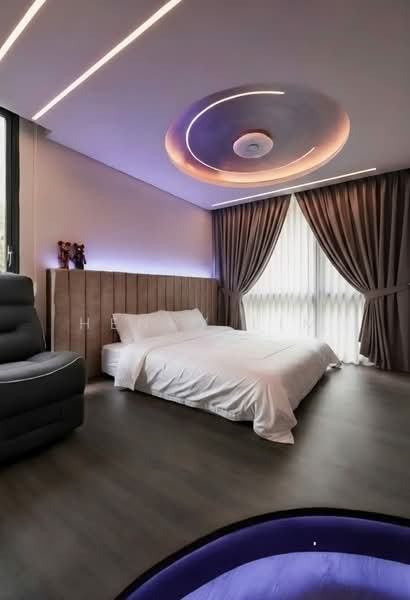Bellewaters, 27 Anchorvale Crescent, 4 Bedrooms, 1,335 sqft, Condominium For Sale, by Henry Lim, 500235162 - Master Room - PropertyGuru.com.sg