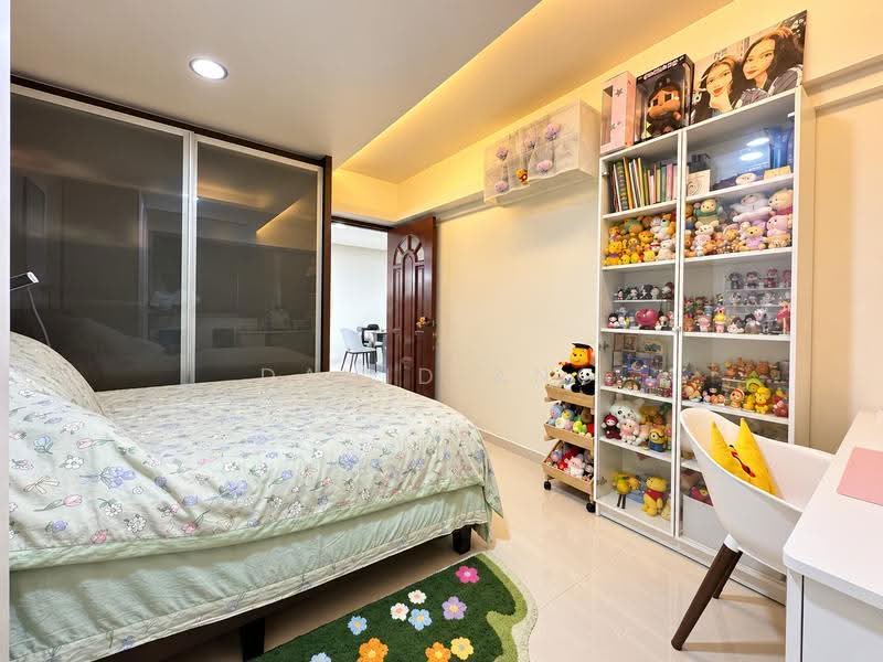 171 Bukit Batok West Avenue 8, 171 Bukit Batok West Avenue 8, Dairy Farm / Bukit Panjang / Choa Chu Kang, 3 Bedrooms, 1,442 sqft, HDB Flat For Sale, by David Ang, 500235192 - Bedroom - PropertyGuru.com.sg