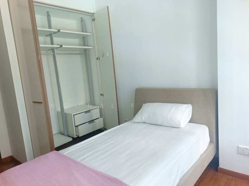City Square Residences, 14 Kitchener Link, Room Rental, 150 sqft, Condominium For Rent, by Noonal Farina, 500235195 - Bedroom - PropertyGuru.com.sg