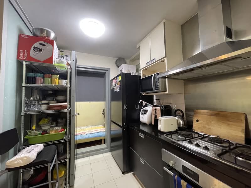 The Linear, 880 Upper Bukit Timah Road, 3 Bedrooms, 1,281 sqft, Apartment For Rent, by Arun Kumar, 500235208 - Kitchen - PropertyGuru.com.sg