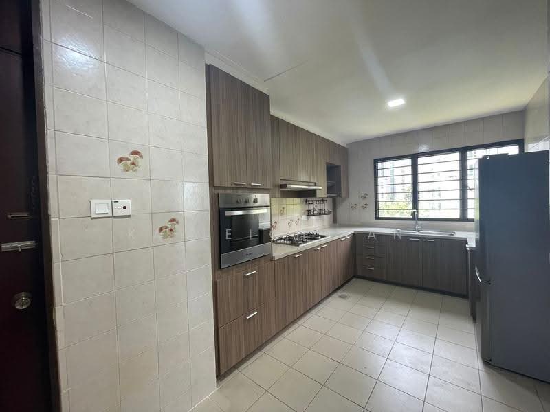 The Beaumont, 147 Devonshire Road, Orchard / River Valley, 4 Bedrooms, 2,206 sqft, Condominium For Sale, by Kayleigh Tan, 500235211 - Kitchen - PropertyGuru.com.sg