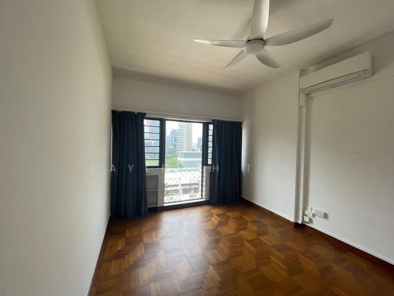 The Beaumont, 147 Devonshire Road, Orchard / River Valley, 4 Bedrooms, 2,206 sqft, Condominium For Sale, by Kayleigh Tan, 500235211 - Common Room - View from Entrance - PropertyGuru.com.sg