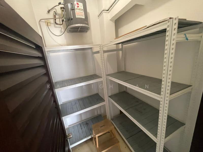The Beaumont, 147 Devonshire Road, Orchard / River Valley, 4 Bedrooms, 2,206 sqft, Condominium For Sale, by Kayleigh Tan, 500235211 - Storeroom - PropertyGuru.com.sg