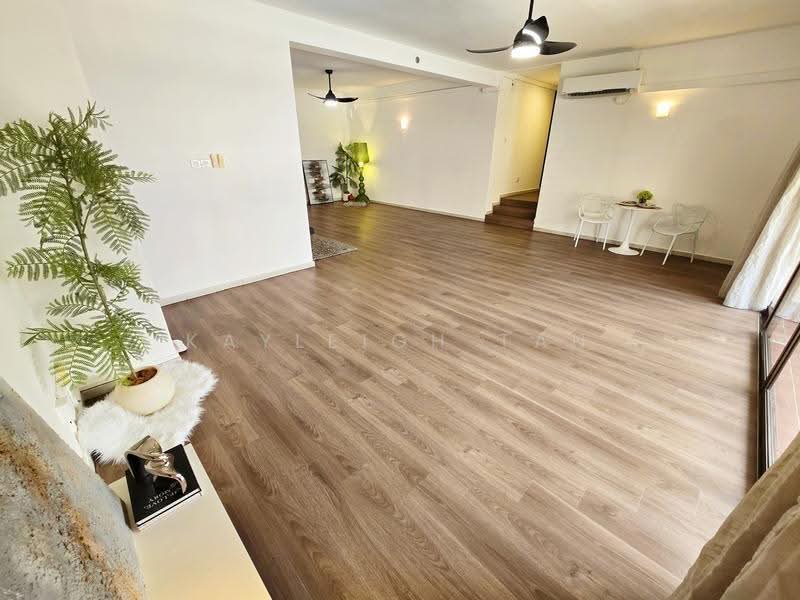 The Beaumont, 147 Devonshire Road, Orchard / River Valley, 4 Bedrooms, 2,206 sqft, Condominium For Sale, by Kayleigh Tan, 500235211 - Living Room - PropertyGuru.com.sg