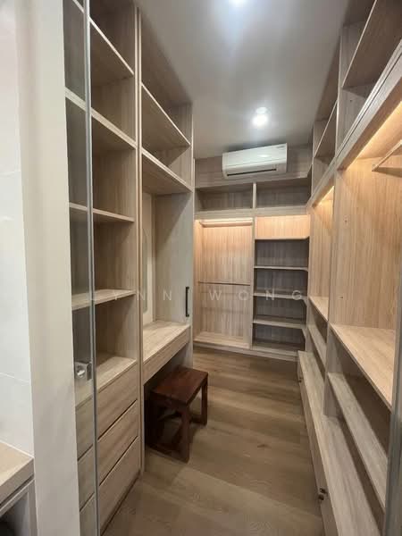 Minbu Villa, 56 Minbu Road, 3 Bedrooms, 2,336 sqft, Apartment For Sale, by Lynn Wong, 500235212 - DRESSING & WALK IN WARDROBE - PropertyGuru.com.sg