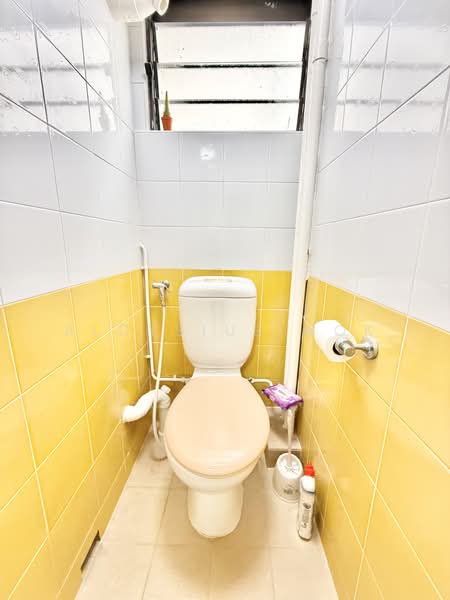 108 Lorong 1 Toa Payoh, 108 Lorong 1 Toa Payoh, 2 Bedrooms, 710 sqft, HDB Flat For Sale, by Aloysius Mok, 500235217 - PropertyGuru.com.sg