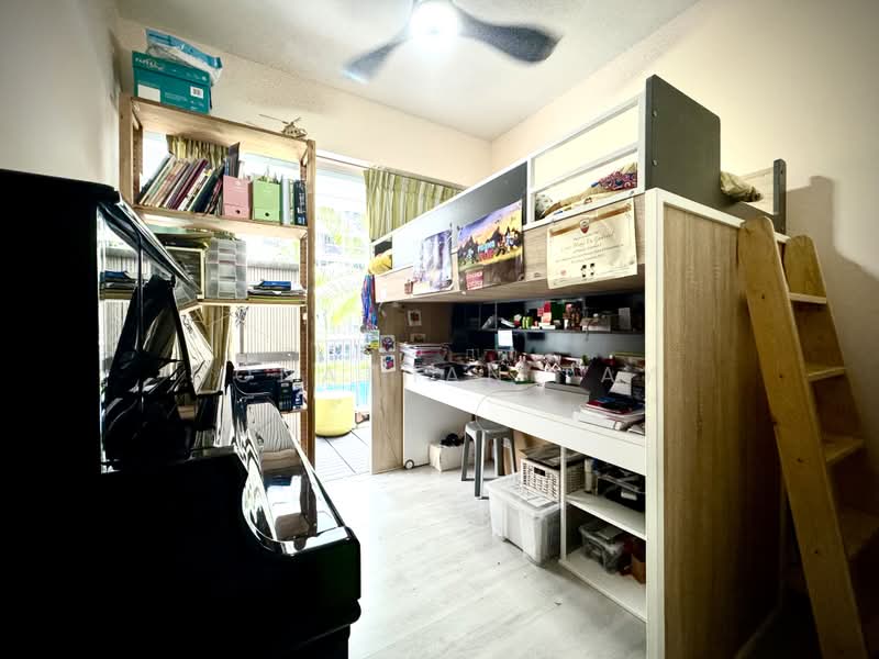 CityLife @ Tampines, 65 Tampines Central 7, 3 Bedrooms, 1,216 sqft, Condominium For Sale, by Jonathan Tay, 500235219 - Study - PropertyGuru.com.sg