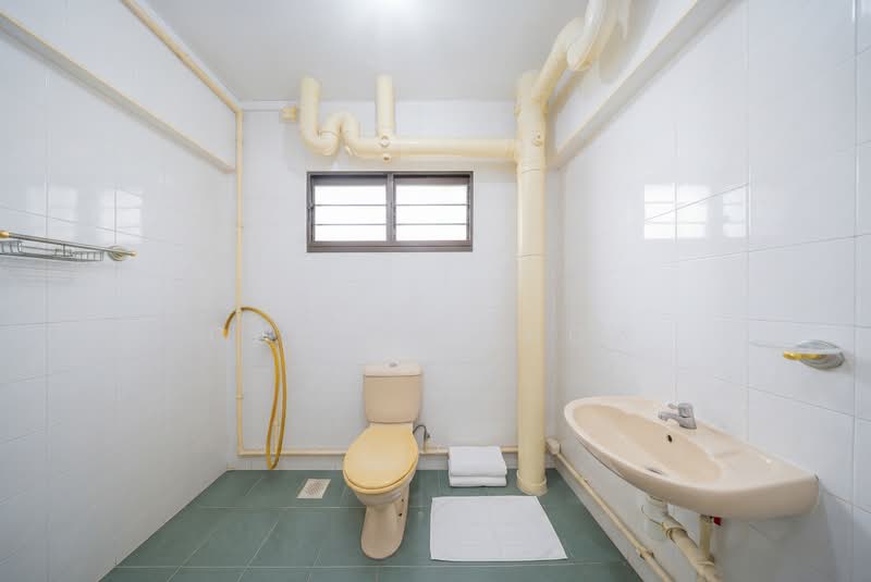 611 Woodlands Ring Road, 611 Woodlands Ring Road, Admiralty / Woodlands, 3 Bedrooms, 1,087 sqft, HDB Flat For Sale, by Canice Chow, 500235229 - Bathroom - PropertyGuru.com.sg