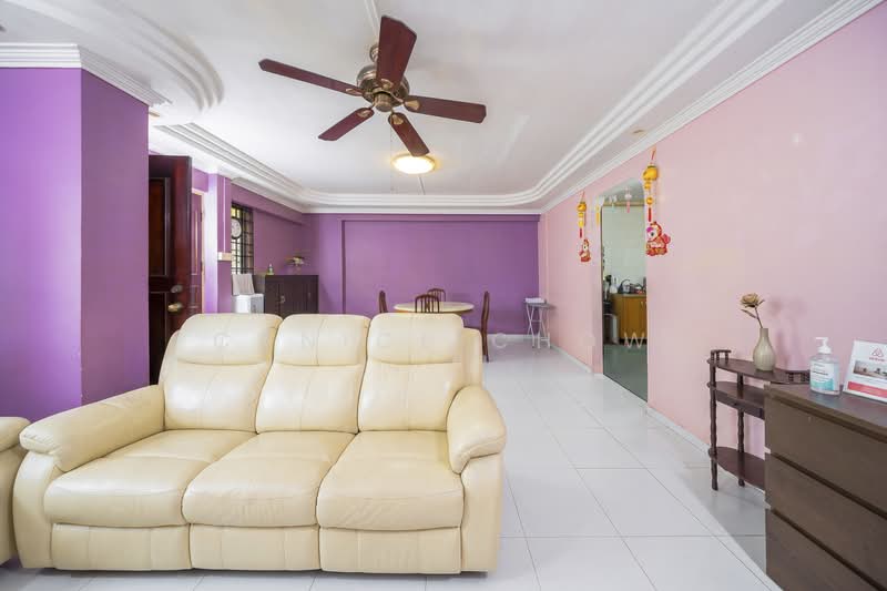 611 Woodlands Ring Road, 611 Woodlands Ring Road, Admiralty / Woodlands, 3 Bedrooms, 1,087 sqft, HDB Flat For Sale, by Canice Chow, 500235229 - Living Room - PropertyGuru.com.sg