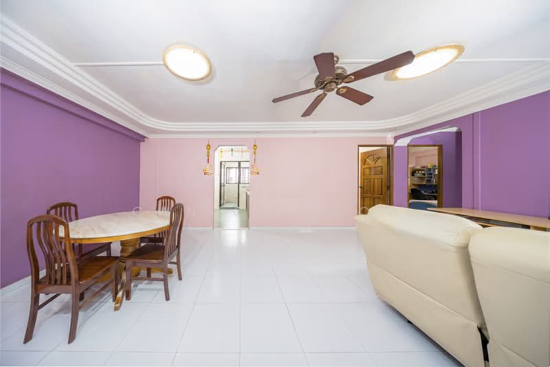 611 Woodlands Ring Road, 611 Woodlands Ring Road, Admiralty / Woodlands, 3 Bedrooms, 1,087 sqft, HDB Flat For Sale, by Canice Chow, 500235229 - Living Room - PropertyGuru.com.sg