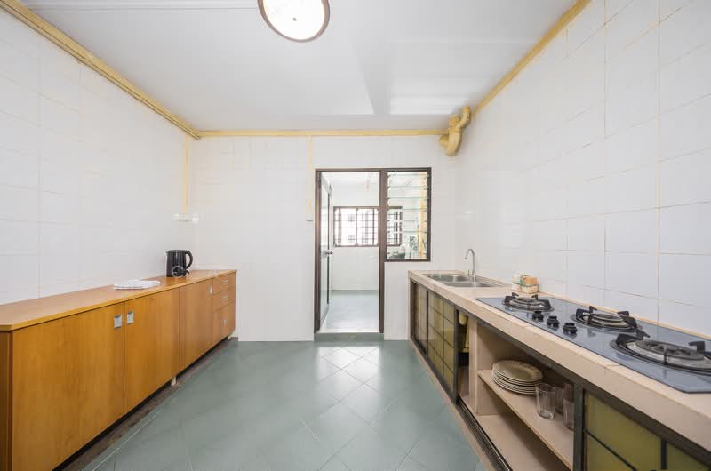 611 Woodlands Ring Road, 611 Woodlands Ring Road, Admiralty / Woodlands, 3 Bedrooms, 1,087 sqft, HDB Flat For Sale, by Canice Chow, 500235229 - Kitchen - PropertyGuru.com.sg