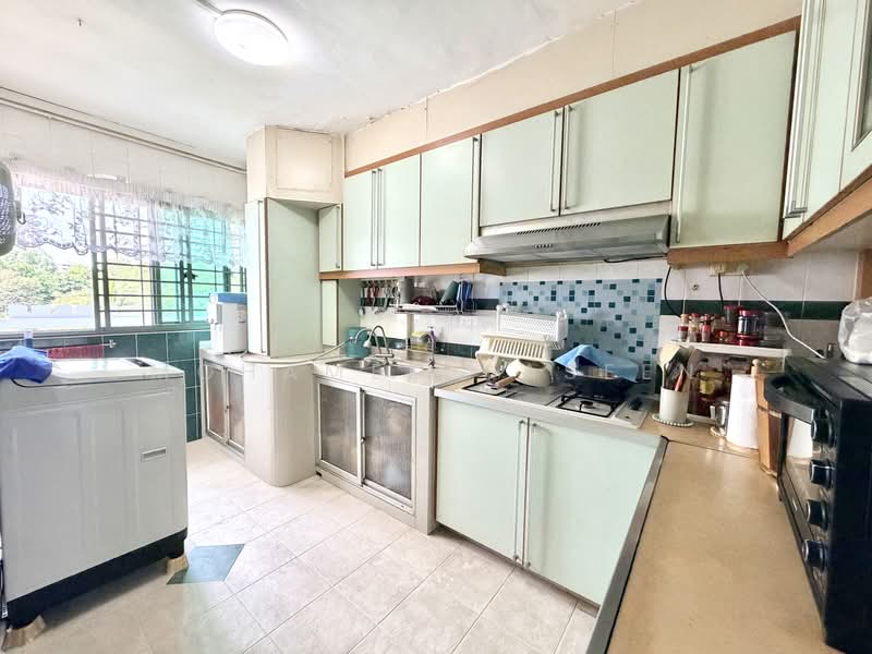 722 Bedok Reservoir Road, 722 Bedok Reservoir Road, 4 Bedrooms, 1,496 sqft, HDB Flat For Sale, by Mohamed Yaseen, 500235232 - Kitchen - PropertyGuru.com.sg