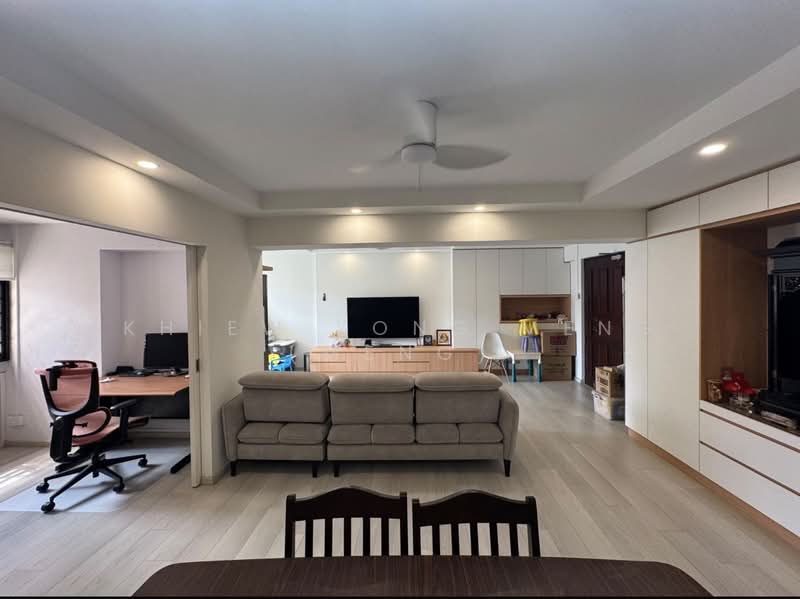 262C Compassvale Street, 262C Compassvale Street, 3 Bedrooms, 1,399 sqft, HDB Flat For Sale, by Khiew Yong Meng (Meng), 500235233 - Living Room - PropertyGuru.com.sg