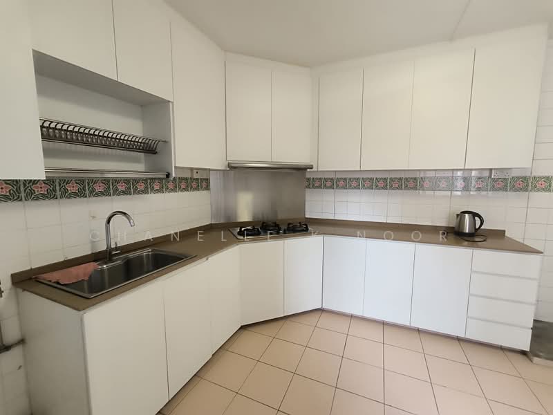 510 Pasir Ris Street 52, 510 Pasir Ris Street 52, 4 Bedrooms, 1,572 sqft, HDB Flat For Sale, by Chanelle K Noor, 500235239 - Kitchen - PropertyGuru.com.sg