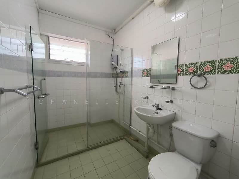 510 Pasir Ris Street 52, 510 Pasir Ris Street 52, 4 Bedrooms, 1,572 sqft, HDB Flat For Sale, by Chanelle K Noor, 500235239 - Bathroom - PropertyGuru.com.sg