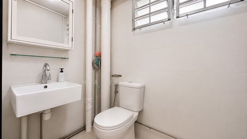 123 Bishan Street 12, 123 Bishan Street 12, 3 Bedrooms, 1,130 sqft, HDB Flat For Sale, by Shawn Koh, 500235244 - Bathroom - PropertyGuru.com.sg