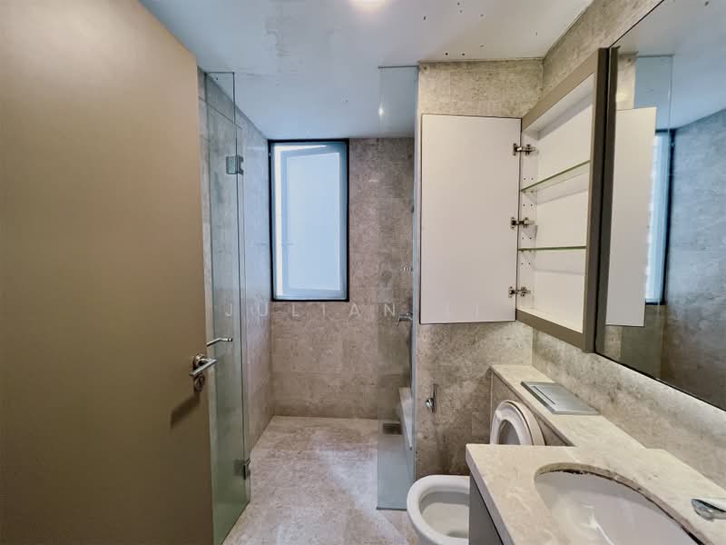 Riversails, 14 Upper Serangoon Crescent, 2 Bedrooms, 882 sqft, Condominium For Rent, by Julian Li, 500235245 - Bathroom - PropertyGuru.com.sg