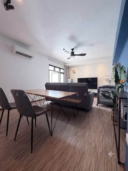 461 Clementi Avenue 3, 461 Clementi Avenue 3, 2 Bedrooms, 968 sqft, HDB Flat For Rent, by Jenny Lalla Lee, 500235246 - Living Room - PropertyGuru.com.sg