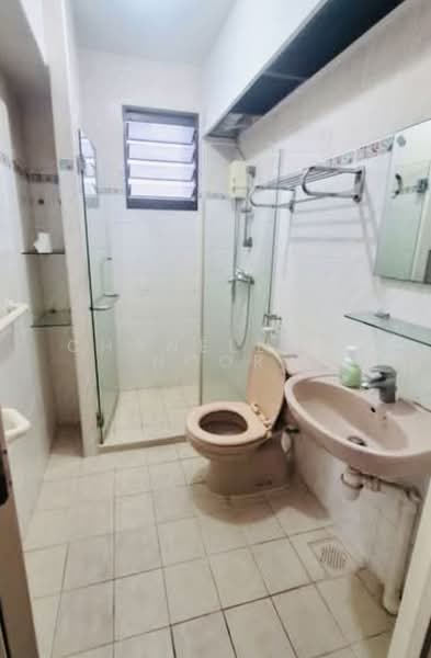 108C Mcnair Road, 108C Mcnair Road, 3 Bedrooms, 926 sqft, HDB Flat For Sale, by Chanelle K Noor, 500235249 - Bathroom - PropertyGuru.com.sg