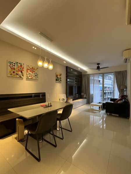 Heron Bay, Upper Serangoon View, 3 Bedrooms, 1,033 sqft, Condominium For Rent, by Felix Tan, 500235250 - Living Room - PropertyGuru.com.sg