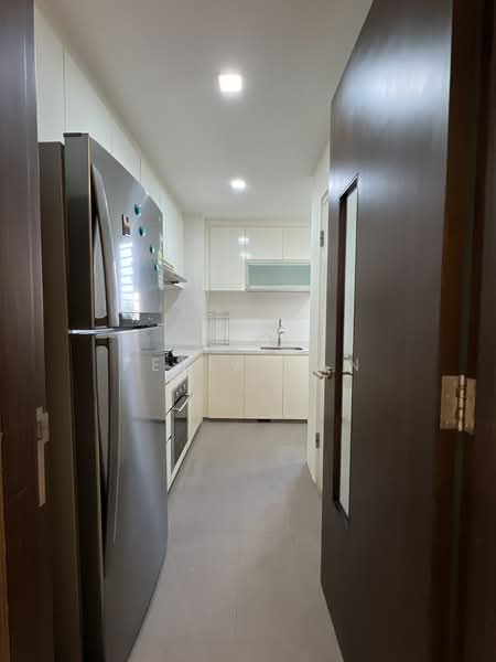 Heron Bay, Upper Serangoon View, 3 Bedrooms, 1,033 sqft, Condominium For Rent, by Felix Tan, 500235250 - Kitchen - PropertyGuru.com.sg