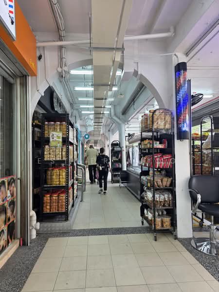 201E Tampines Street 23, Pasir Ris / Tampines, 1,679 sqft, Shop / Shophouse For Sale, by Esther Khoo, 500235254 - Corridor - CommercialGuru.com.sg