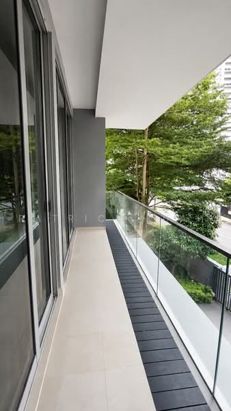 16 @ Amber, 16 Amber Road, 2 Bedrooms, 667 sqft, Apartment For Sale, by Patrick Kuah, 500235267 - Balcony - PropertyGuru.com.sg